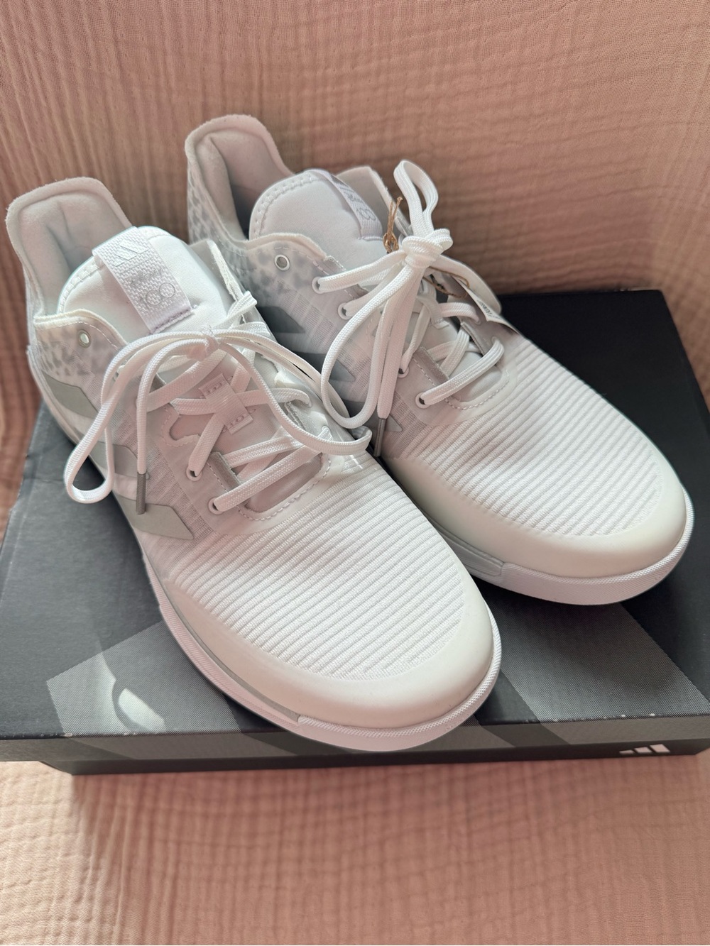 Adidas Disney crazyflight White Women's Low-Top Sneakers size 10.5